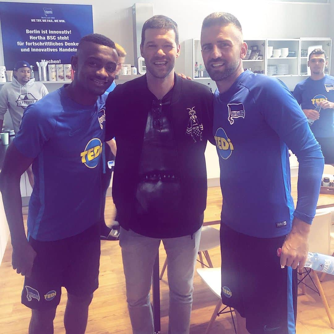 サロモン・カルーさんのインスタグラム写真 - (サロモン・カルーInstagram)「With the Kaiser @michaelballackofficial " once A Blue Forever Blue " @chelseafc」8月15日 22時01分 - salomonkalou