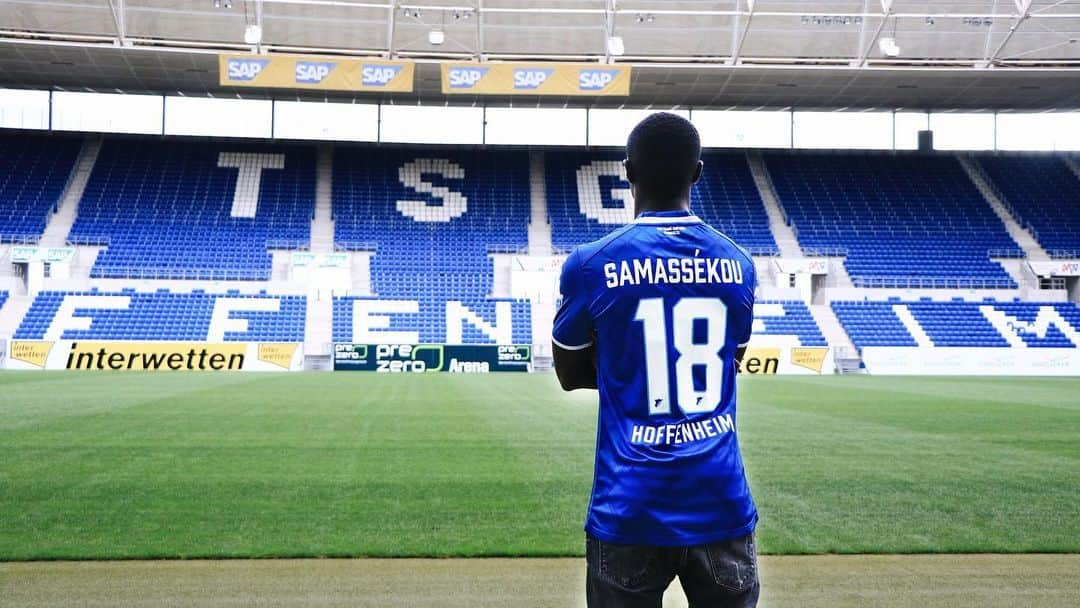 TSG1899ホッフェンハイムさんのインスタグラム写真 - (TSG1899ホッフェンハイムInstagram)「📄✍🏼 #Samassekou2️⃣0️⃣2️⃣4️⃣❗️ „Ich bin sehr gespannt auf die #TSG und die Bundesliga!“ Wir verstärken uns weiter und verpflichten @diadie_samassekou von RB Salzburg - sein Vertrag geht bis zum 30. Juni 2024. Zur Meldung 👉🏼💻 achtzehn99.de.」8月15日 22時01分 - tsghoffenheim