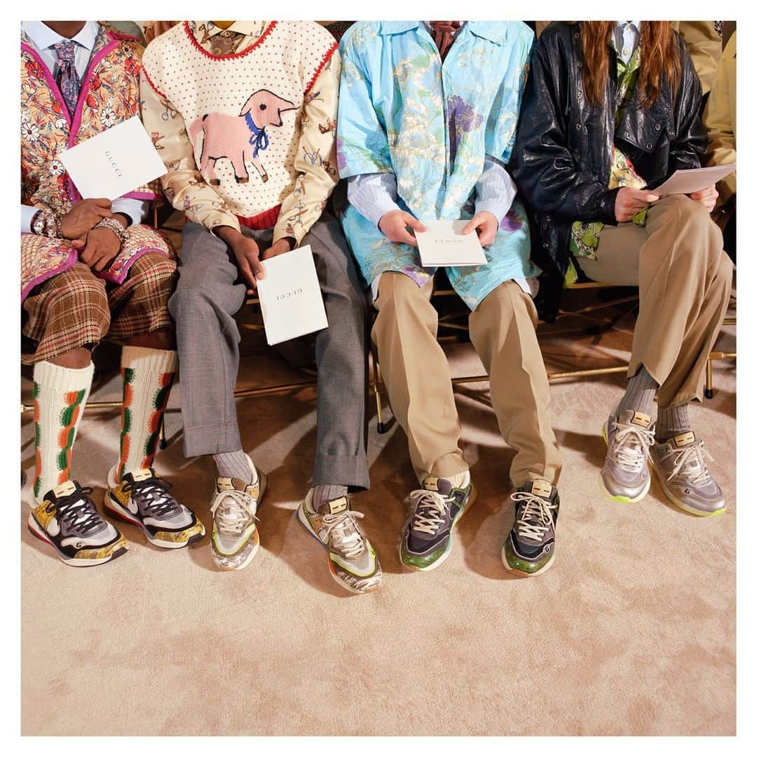 グッチさんのインスタグラム写真 - (グッチInstagram)「Constructed in a diverse mix of leathers and fabrics, introducing the #GucciUltrapace sneakers from #GucciFW19 by @alessandro_michele. Discover more through link in bio. #AlessandroMichele」8月15日 22時02分 - gucci