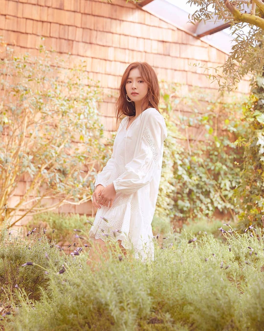 Just a girlさんのインスタグラム写真 - (Just a girlInstagram)「Shin SeKyung @sjkuksee For GRAZIA Magazine 🧡 . . . . . #신세경 #ShinSeKyung #kdrama #asiangirl #맞팔 #셀스타그램 #셀카 #얼스타그램 #데일리 #선팔 #인스타그램 #koreangirl #l4l #f4f  #like4like  #おしゃれ #オシャレ #いいね返し #フォロー #韓国人 #韓国 #セルカ #自撮り #ファッ」8月15日 22時05分 - cecithegirl