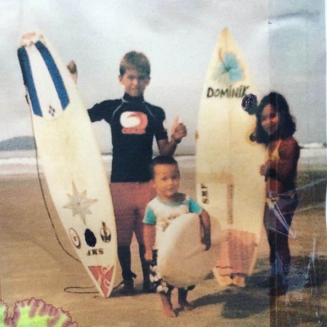 ミグエル・プッポさんのインスタグラム写真 - (ミグエル・プッポInstagram)「#Tbt de um dia de surf em família😁 #OhanaPupo @samuel_pupo @dominikpupo」8月15日 22時19分 - miguelpuposurf