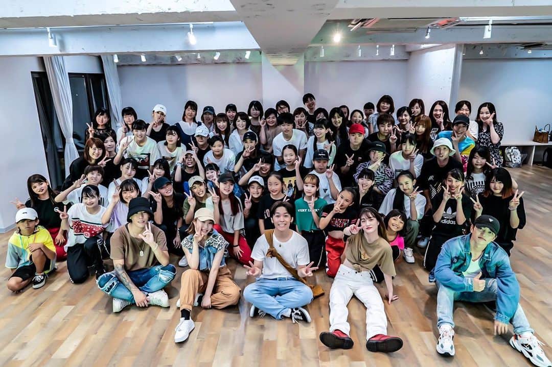 Show-heyのインスタグラム：「| ON TOP LONE × Show-heyでWSやらせて頂きました！ めちゃくちゃ楽しかったです！ 受けてくれた皆さんありがとうございました✨  #ontopline #ws #いやいや俺ダブルピースはないわ #そこはバイーンしとかな」