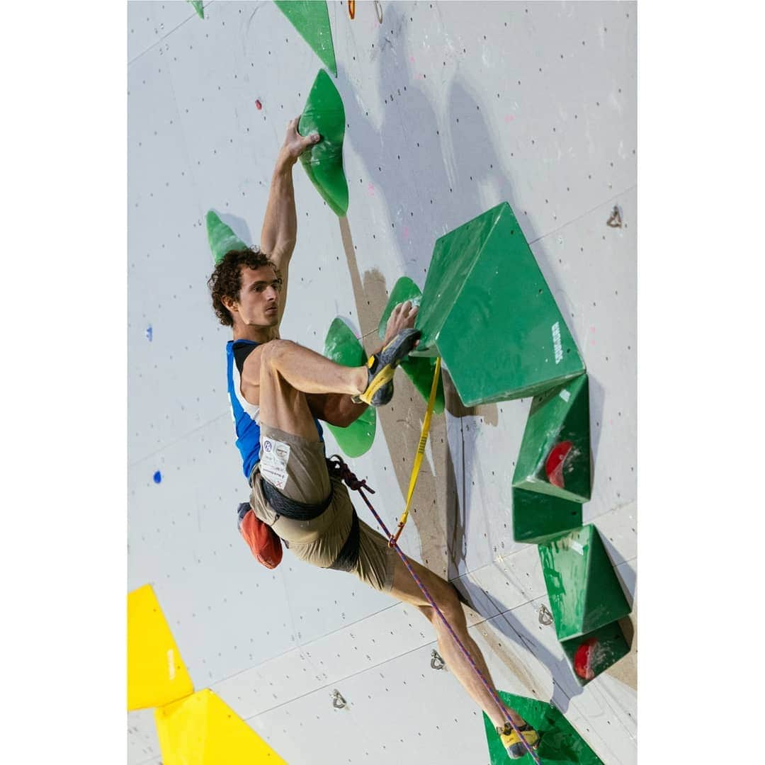 アダム・オンドラさんのインスタグラム写真 - (アダム・オンドラInstagram)「After disastrous finals of bouldering, it was hard to switch into the lead the very next morning. Sore fingertips and the pressure of the moment did not really help to climb with confidence, which resulted in slip in the first qualification and shaky top on the second one.  Luckily, I gained some confidence and skin overnight and climbed a little better in semifinals and I am advancing into the finals from the 4th place. Time to enjoy the finals now! 1 PM CET (time in CZ) it all starts, women start an hour earlier. Pics by @lukasbiba from lead qualifications. @blackdiamond @lasportivagram @montura_official @gardatrentino @mazagrande」8月15日 14時17分 - adam.ondra