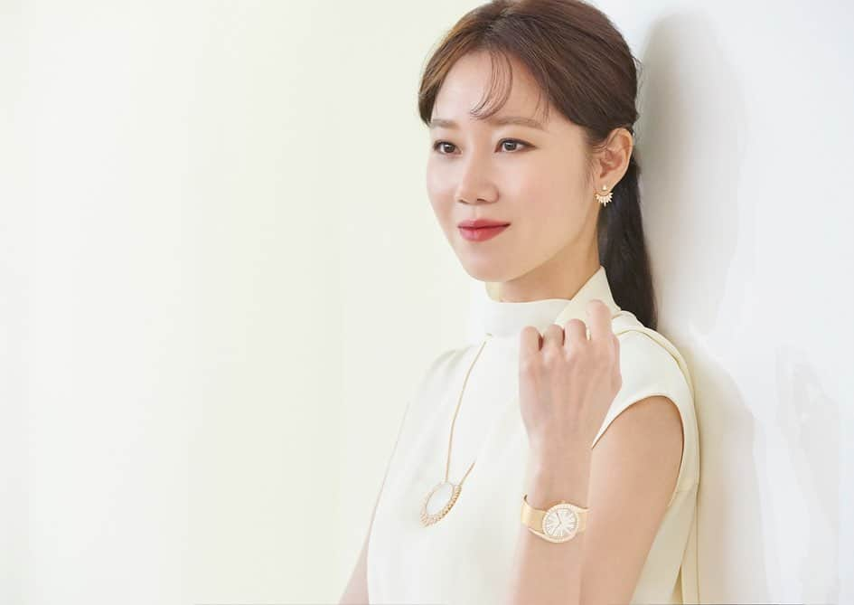 DFS & T Galleriaさんのインスタグラム写真 - (DFS & T GalleriaInstagram)「Dreaming of diamonds? Discover @Piaget 's iconic jewelry collection as worn by actress Kong Hyo-Jin @rovvxhyo , and find your perfect piece today - whether it be Limelight Gala or Altiplano.  #Piaget #PiagetPossession #PiagetSunlight #LimelightGala #TGalleria #ShopDutyFree」8月15日 15時02分 - dfsofficial