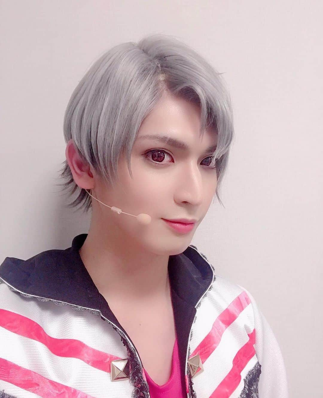 小波津亜廉のインスタグラム：「[13/8/19] Selfie day? ⠀⠀⠀ ⠀ #kohatsuallen #starmyumyu ⠀⠀⠀ ⠀ Source: Allen’s twitter」