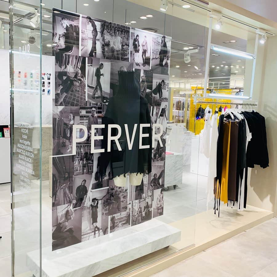 HANKYU.MODEさんのインスタグラム写真 - (HANKYU.MODEInstagram)「PERVERZE POP UP STORE "PERVERZE AUTUMN COLLECTION 2019" Until 8/27 3F 『D-LAB』 詳しくはプロフィールURLをチェック！ #Hankyu #HANKYUMODE #umedahankyu #阪急うめだ本店 #うめだ阪急 #阪急百貨店 #osaka #umeda #mode #dlab #perverze #aw19 #pvz」8月15日 17時03分 - hankyumode