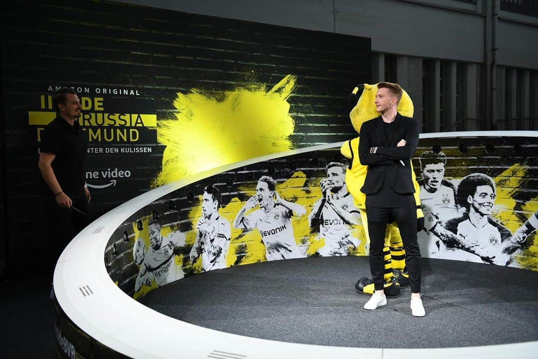 ボルシア・ドルトムントさんのインスタグラム写真 - (ボルシア・ドルトムントInstagram)「📸 #InsideBVB premiere. It was a great evening! ⭐️ @primevideosport #bvb #borussiadortmund #amazonprime #amazon #bundesliga #premiere #werbung #ad」8月15日 16時58分 - bvb09