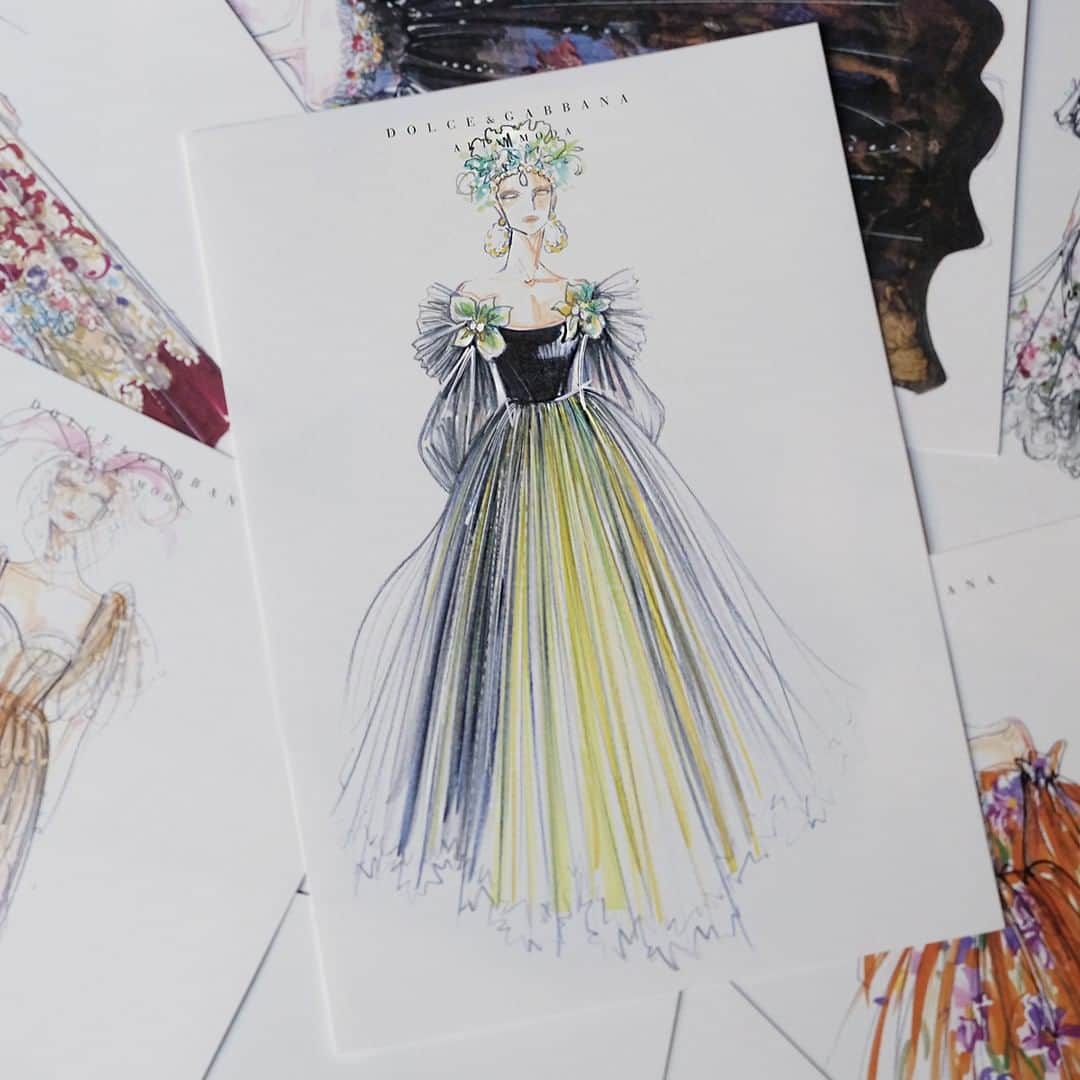 のインスタグラム：「The ideation and consequent creation of Dolce&Gabbana Alta Moda dresses are a long, beautiful, and intricate process. #DGAltaModa #DGFattoAMano」