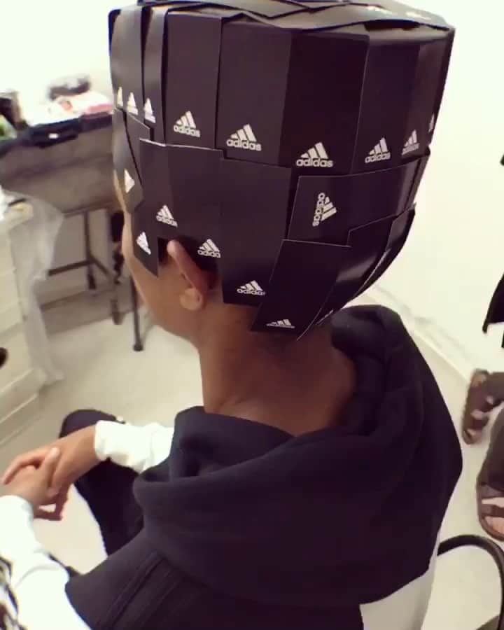 今泉亮爾のインスタグラム：「#shootingfor#adidas creating head with adidas tag & goods!!! W(`0`)W 🗿🎛📼🕋🎧⚽️🗿🗿🗿👟🎧🕋📼🎛🗿 Creative direction/Art direction : @phryne_sense (@inspirationcultmag) Stylist : @koseidmatsuda Hair Artist : @ryojiimaizumi Remake : @recouture_k Photographer : @yukubo & @phryne_sense (@inspirationcultmag) Model : Takuma  Make-up Artist : @chifumi325 Production : @inspirationcultmag @adidastokyo @adidasoriginals」