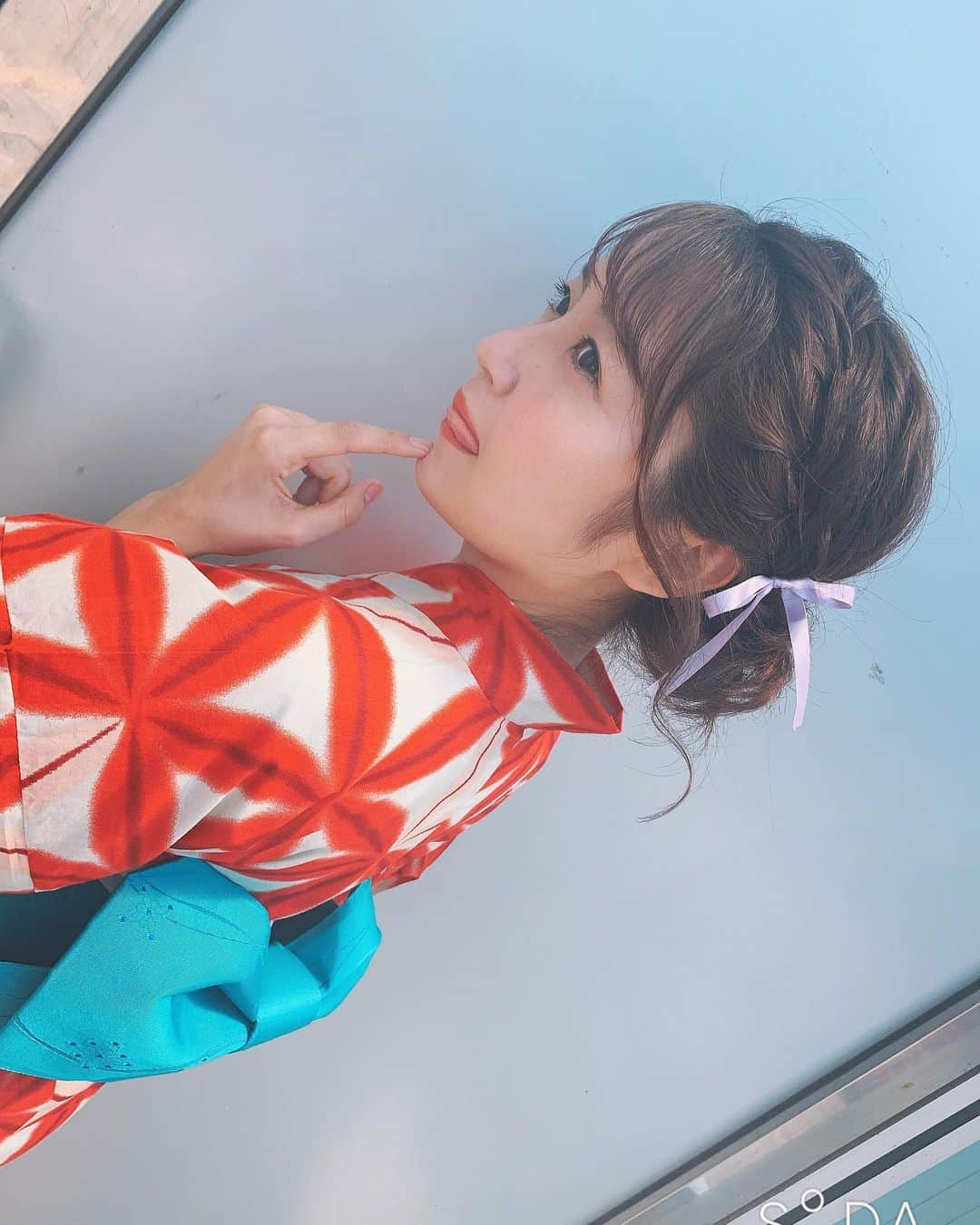 惣田紗莉渚さんのインスタグラム写真 - (惣田紗莉渚Instagram)「#浴衣 #浴衣ヘアアレンジ #おだんごヘア #ゆかた #yukata #👘 #summer」8月15日 17時26分 - sarisari0118