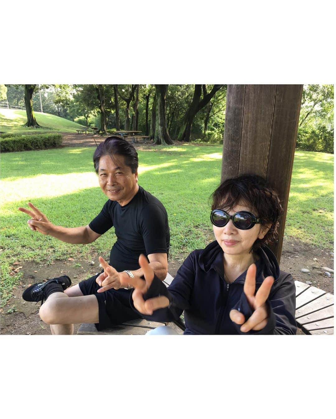 北澤 宏美さんのインスタグラム写真 - (北澤 宏美Instagram)「父と母と朝さんぽしたよ 涼しくて少し風が強かったけど それがまた気持ちよくて とてもとてもいい時間でした🌻 #群馬県前橋市」8月15日 23時09分 - romihy58