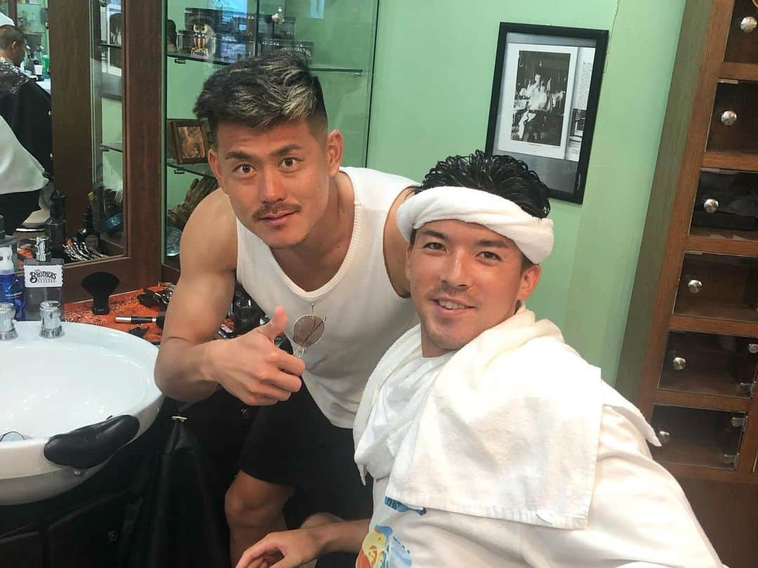 児玉剛さんのインスタグラム写真 - (児玉剛Instagram)「床屋いったらケイマンとばったり！  #PK戦について初めて話しました😎 #お互い頑張ろう！」8月15日 17時52分 - tsuyoshikodama_official