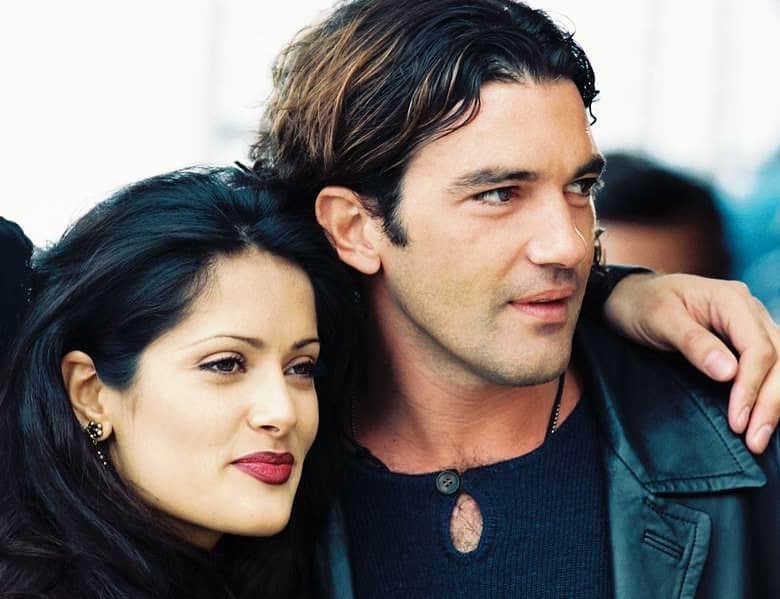 アントニオ・バンデラスさんのインスタグラム写真 - (アントニオ・バンデラスInstagram)「With @salmahayek at Cannes Film Festival #TBT 1995 #Desperado @festivaldecannes @rodriguez」8月15日 18時01分 - antoniobanderas