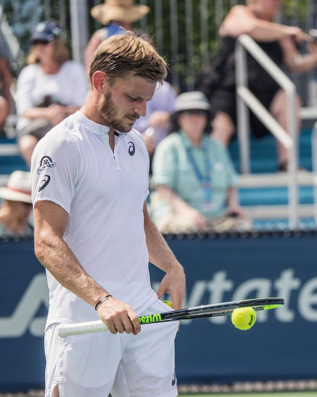 ダビド・ゴフィンさんのインスタグラム写真 - (ダビド・ゴフィンInstagram)「Match day @cincytennis 👊🏻 #round3」8月15日 18時47分 - david__goffin