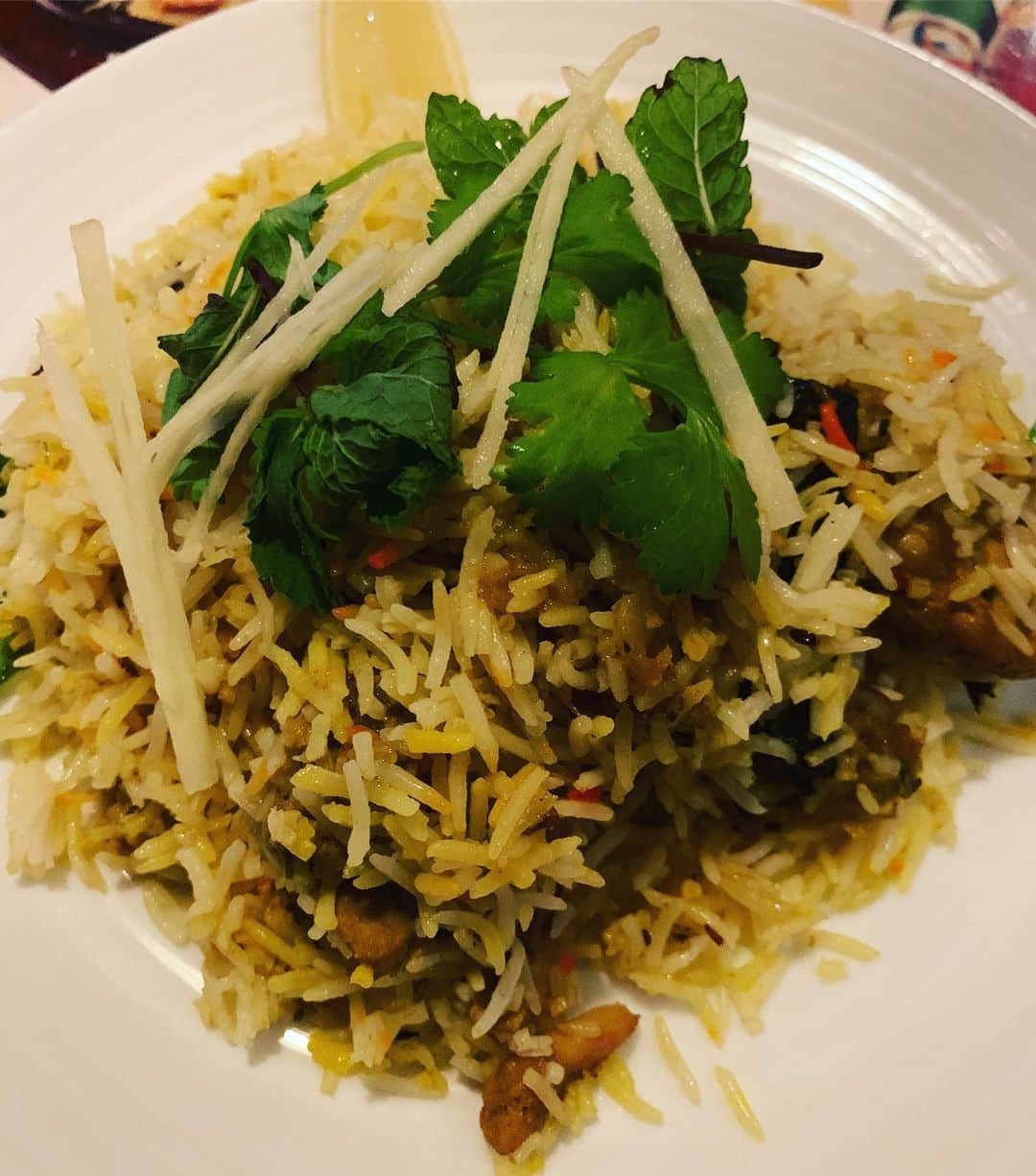 有吉弘行さんのインスタグラム写真 - (有吉弘行Instagram)「インドのカレーであり。チャーハンであり。炊き込みご飯であり。とにかくビリヤニは最高。」8月15日 18時42分 - ariyoshihiroiki