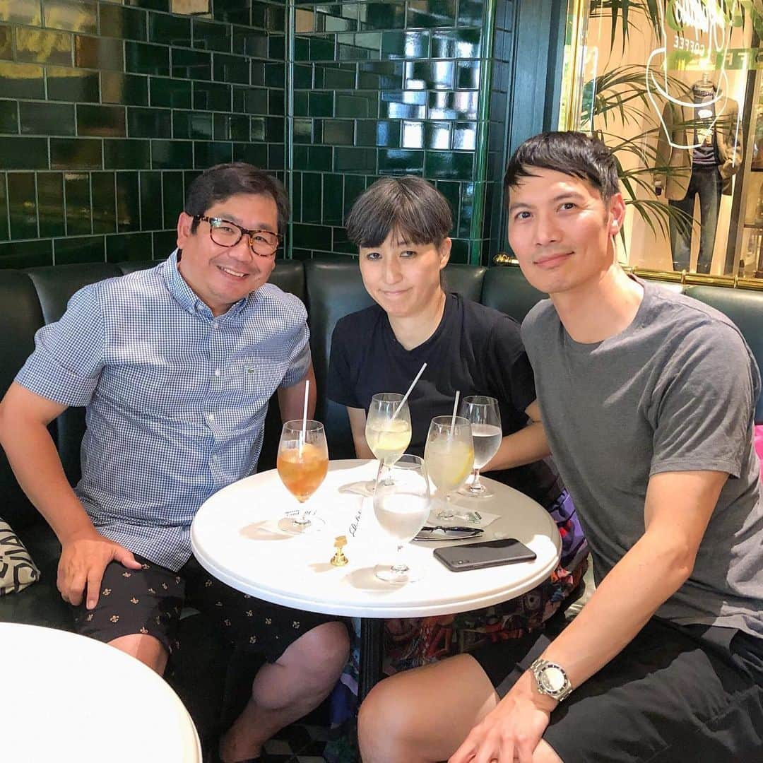 大森美希さんのインスタグラム写真 - (大森美希Instagram)「Met up with @ryusuke.hayashi & @mr.tonyngo in Tokyo! Awesome😎 #teatime #omotesando #tokyo #summer #holiday #vacances #ete  ちょっと前になりますが現在原宿に住む友人たちとお茶してきました☕️ #ティータイム #表参道 #夏休み #里帰り #海外生活 #パリ生活 #ny生活 #海外で働く」8月15日 19時17分 - mikiomori_