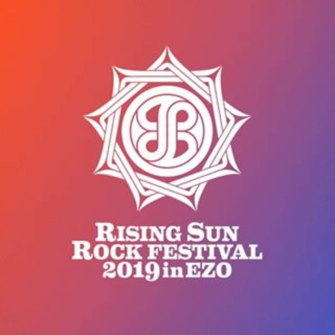 RISING SUN ROCK FESTIVALさんのインスタグラム写真 - (RISING SUN ROCK FESTIVALInstagram)「【8月16日（金）】開催中止のお知らせ 2019年8月16日（金）、17日（土）に北海道 石狩湾新港樽川ふ頭横野外特設ステージにて開催を予定しておりました【RISING SUN ROCK FESTIVAL 2019 in EZO】は、台風10号の接近に伴う悪天候が予想されることから、お客様の安全を第一に考慮して8月16日（金）公演は中止とさせて頂きます。  尚、8月17日（土）の開催につきましては、現在天候状況を踏まえて検討しております。  17日（土）開催の可否は、明日16日（金） AM5:00の札幌管区気象台の最新情報をうけ、AM5:30に発表する予定でおります。  開催直前のご案内となりました事を、心より深くお詫び申し上げます。 何卒ご理解、ご了承のほどよろしくお願い申し上げます。  株式会社ウエス #RSR19」8月15日 19時21分 - rsrfes