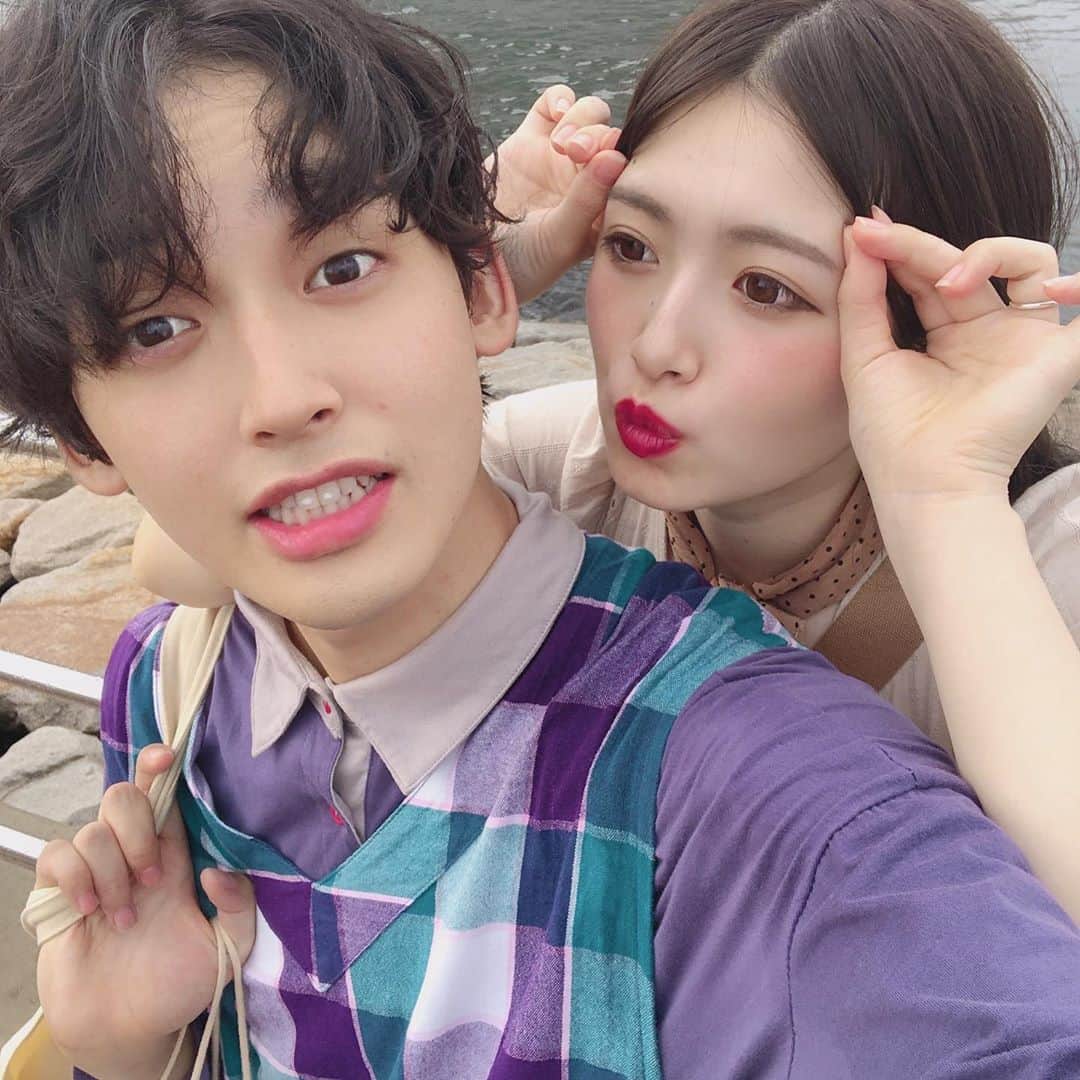 青木菜花さんのインスタグラム写真 - (青木菜花Instagram)「.﻿ .﻿ まだ神戸に行ったときの写真載せてなかった🤫﻿ ﻿ 雨凄すぎて前髪珍しくわけた（＾_＾）﻿ 3枚目はかじくんの真似してセンター分け（＾_＾）﻿ .﻿ . #神戸 #観光 #なのかじ #bekobe #instagood #instalike #l4l」8月15日 19時37分 - nanoka_0711