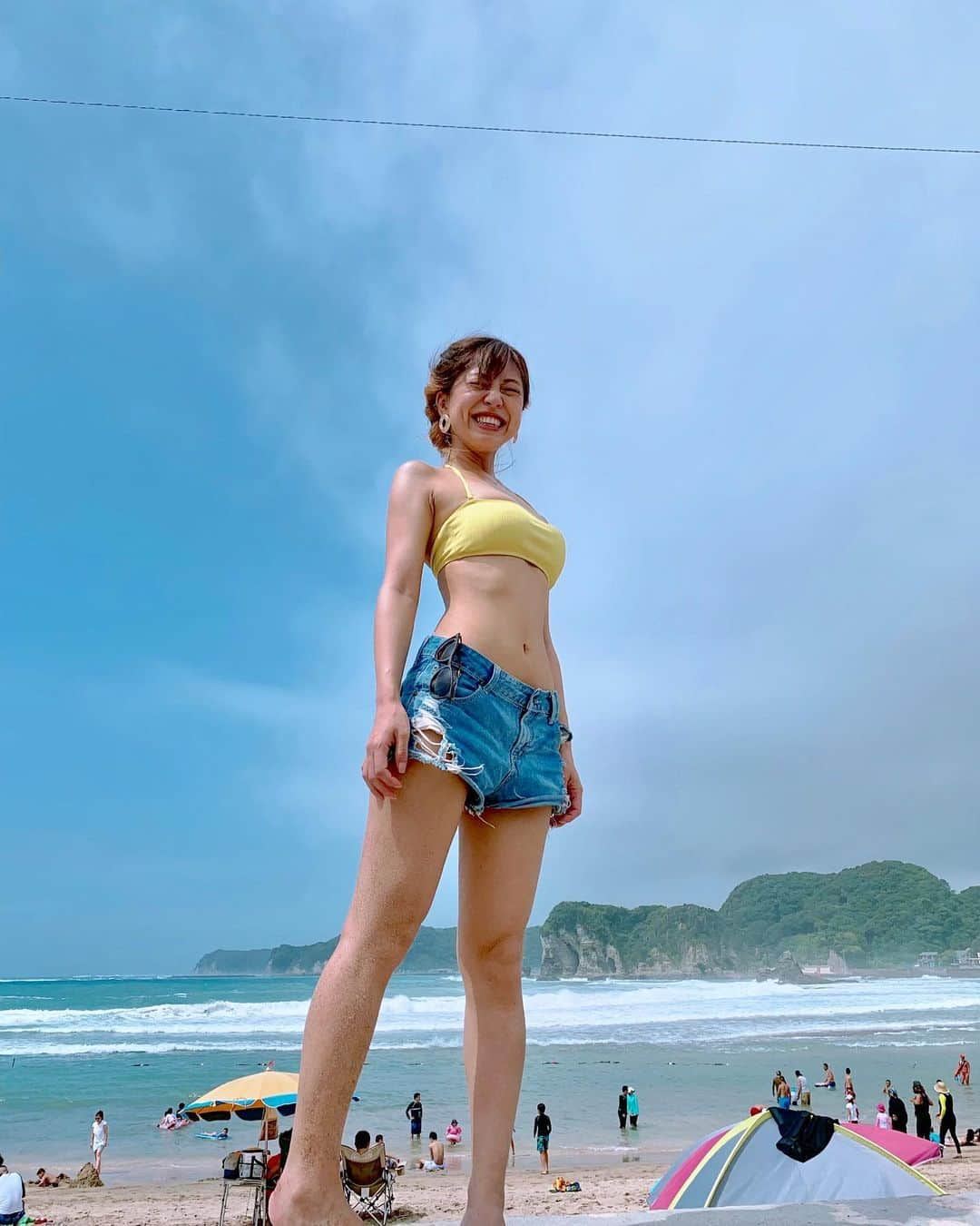 本橋優華さんのインスタグラム写真 - (本橋優華Instagram)「昼の海◡̈⃝* 晴れ空 #summervacation#seaside#beach#siswimsuit#swimwear#bikini#goodtime#fun#chiba#japan」8月15日 20時01分 - uk_jp