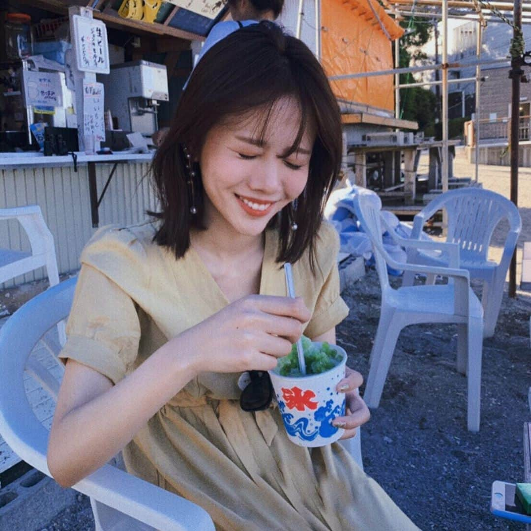 原望奈美さんのインスタグラム写真 - (原望奈美Instagram)「#安楽島 IN #三重県 🐳☀️ - #鳥羽市 にある「 #安楽島海水浴場 」へ。 ここの #海水浴場 は鳥羽唯一の市営海水浴場らしく。 人も多くなく、景色も海水もすごい澄んでて綺麗だった✨ - #海の家 の方々が凄い優しかった😭 抹茶かき氷食べながら海景色を眺めてちょ〜気持ちよかった💞 - 海辺を散歩して日光浴して夏を味わいました。 #動画 とかも載せてまーす。見てみて🤘 . . . . . . #海水浴 #夏休み #お盆休み #海 #ファッション #夏旅行 #夏の思い出 #夏コーデ #旅行コーデ #韓国ファッション #韓国購入品 #japantrip #sea #summervacation #koreanfashion #바다여행 #바다스타그램 #바다집 #패션 #여름코디 #데이트룩 #일본여행」8月15日 20時08分 - vo_nozomi