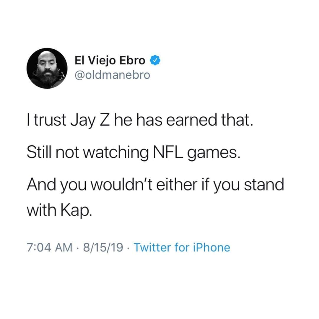 エブロ・ダーデンさんのインスタグラム写真 - (エブロ・ダーデンInstagram)「#IStandWithKap .... I also think what Jay Z is trying to do will be useful. I think we can do more than one thing at a time.」8月15日 20時28分 - oldmanebro