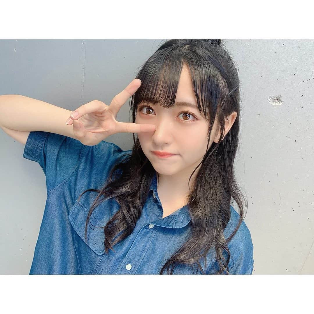 石田千穂さんのインスタグラム写真 - (石田千穂Instagram)「． いえっ！ ． #STU48 #石田千穂 #idol #ヘアアレンジ #ハーフアップお団子」8月15日 20時40分 - chiho_ishida