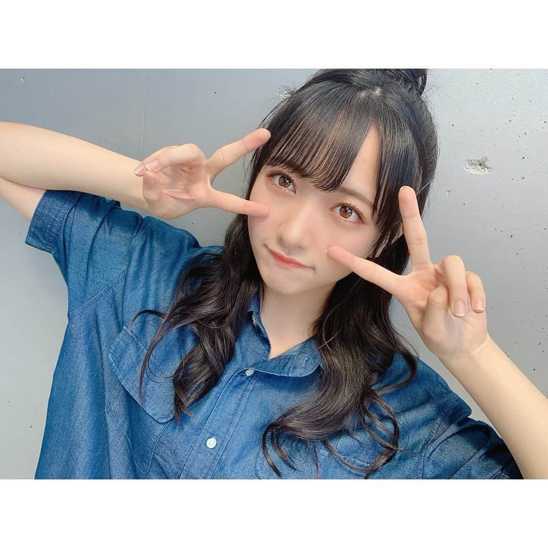 石田千穂さんのインスタグラム写真 - (石田千穂Instagram)「． いえっ！ ． #STU48 #石田千穂 #idol #ヘアアレンジ #ハーフアップお団子」8月15日 20時40分 - chiho_ishida