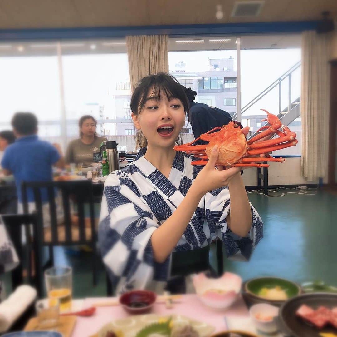 永松野々花のインスタグラム：「米子で蟹を食べました🦀 弾丸家族旅行😋✨ #鳥取旅行」
