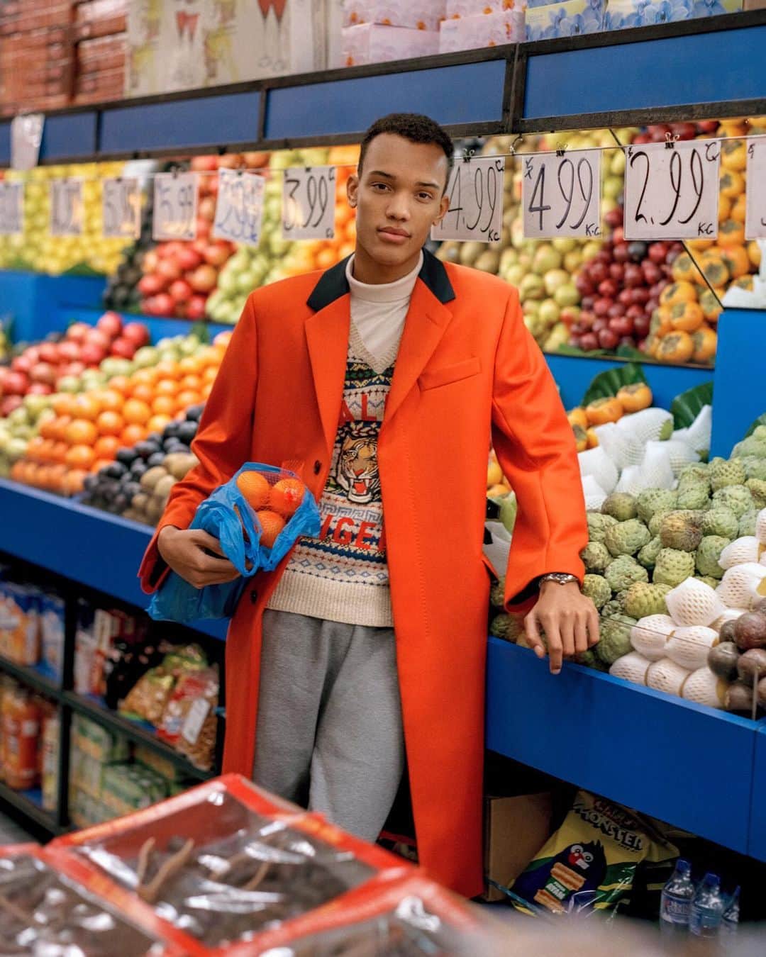 のインスタグラム：「Five A Day. @GQaustralia  Photography: @mrbrycethomas  Styling: @studiokevinhunter」