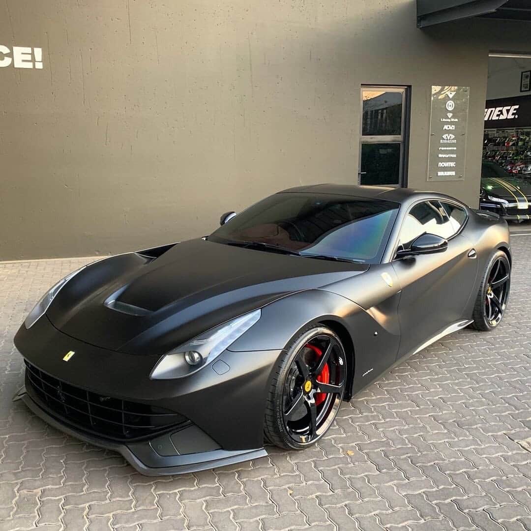 CarsWithoutLimitsさんのインスタグラム写真 - (CarsWithoutLimitsInstagram)「Ferrari F12 by @race1_ ! ...... Full 3M satin black wrap , full NOVITEC carbon aero kit , NOVITEC suspension, NOVITEC exhaust system , CEC wheel set 21”/22” , window & windscreen tint , signature RACE! blackout ...... Entirely and expertly built in house by RACE! , where quality is everything..... RACE!QUALITY®️ #carswithoutlimits #ferrari #f12」8月16日 6時50分 - carswithoutlimits