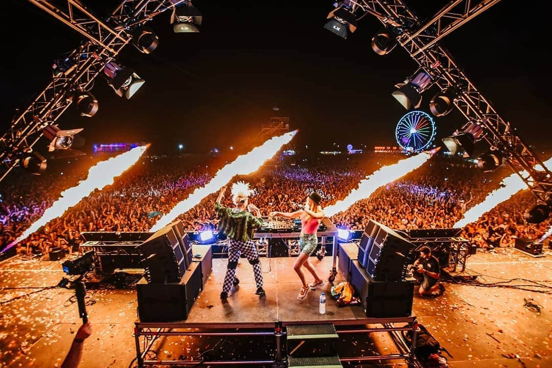 NERVOさんのインスタグラム写真 - (NERVOInstagram)「Dreaming big at @dreambeachfest on Saturday! This picture was taken at 530am - insanity right ? We have been playing this festival for a few years now and have seen it grow all the way to Sth America. Just awesome how dance music is so alive across Europe and we are just so chuffed to be a part of it. TE QUIERO ESPAÑA!!! 💃💃💃❤❤❤🔥🔥🔥」8月15日 23時19分 - nervomusic