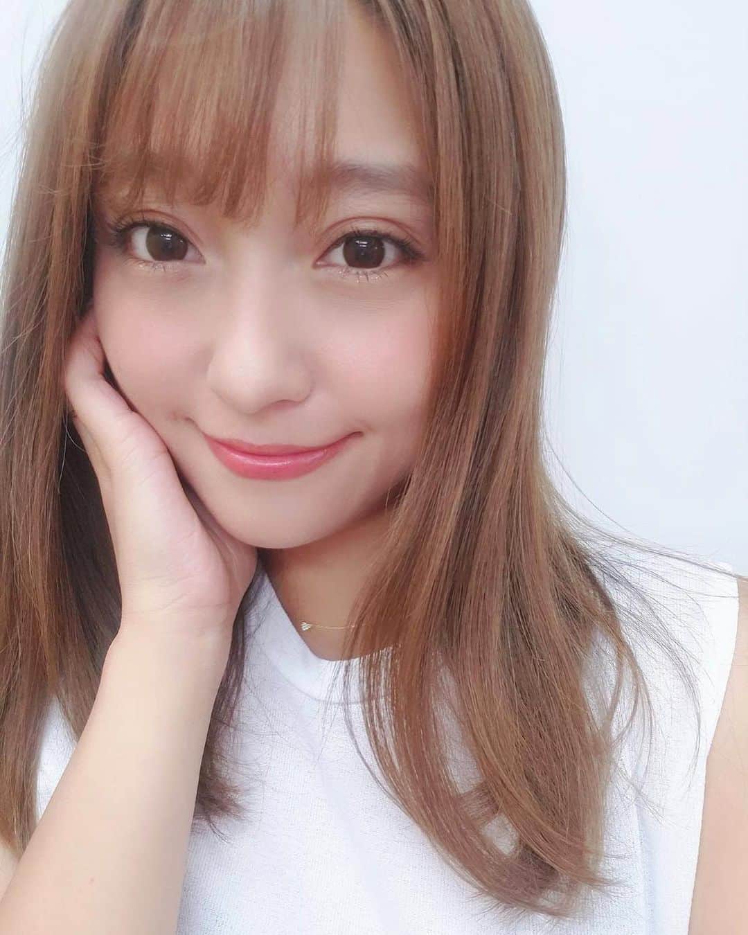 堤ゆきみのインスタグラム：「お肌がとっても綺麗なお友達に勧められて #東京トータル美容クリニック で初めての#ピーリング#TOXPEEL を受けてきました🥰﻿ ﻿ お肌のターンオーバを促して、毛穴の開き・シミ・くすみ・ニキビ・コラーゲン生成・たるみ改善にも繋がるそう。﻿ ﻿ 最近は日焼けをしてしまってお肌も荒れていたから、整えるためにも定期的に通ってお肌を改善したいと思います✨ ﻿ お友達も含めて、スタッフさんもお肌が陶器みたいに綺麗だったのでそうなれるように頑張ろう...❤︎﻿ ﻿ #東京トータル美容クリニック #ピーリング #TOXPEEL #久保田全 #美容 #銀座﻿」