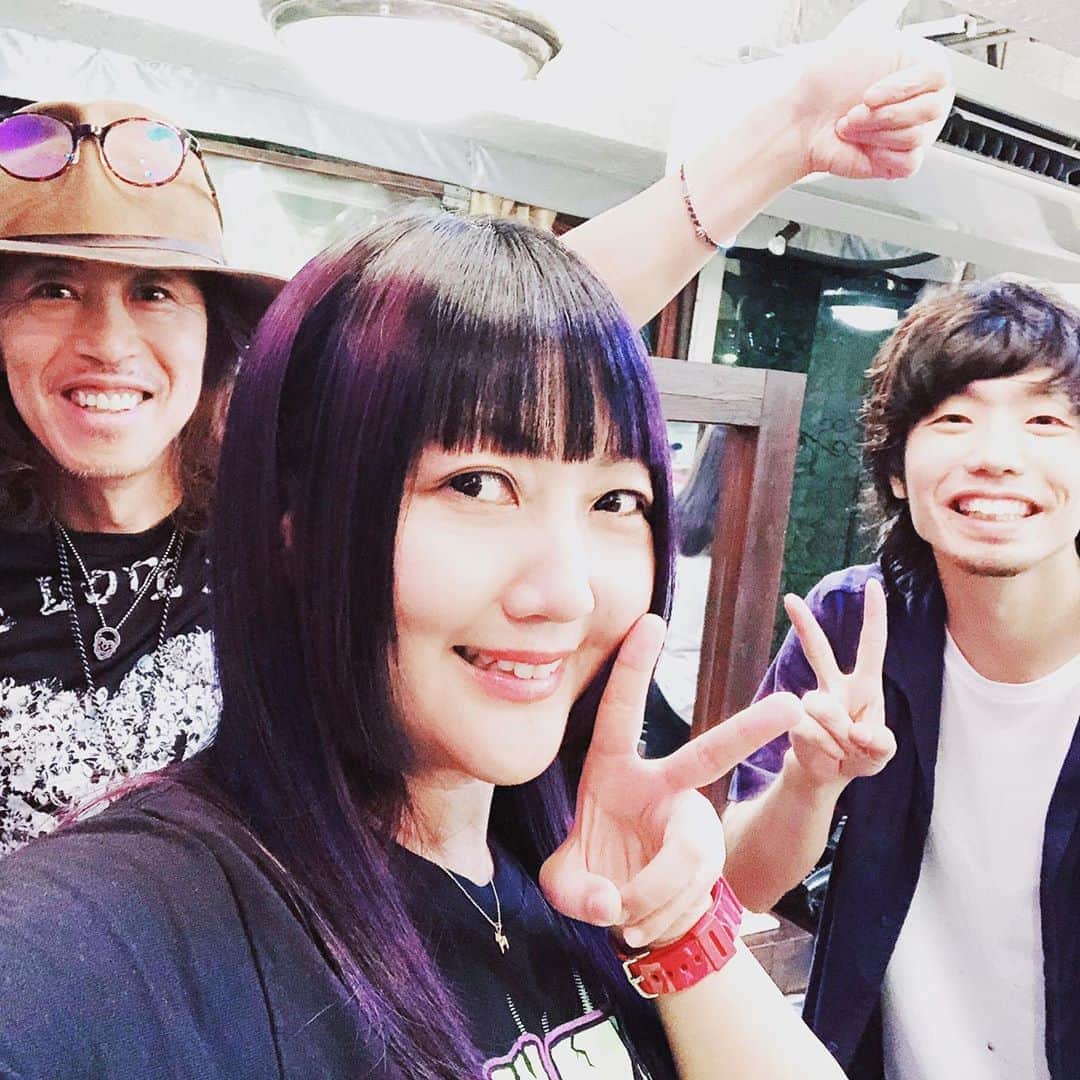 桃井はるこのインスタグラム：「#クードヴァン 行ってカット、カラーしてもらいました！ コウジロウさん、ゲンキさんのコラボありがとうございます😊」