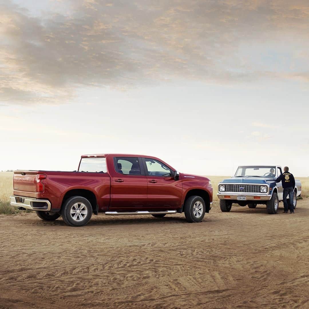 シボレーのインスタグラム：「See our story for a cool cruise down memory lane and remember to check out the Chevy Truck Tour in a city near you.」