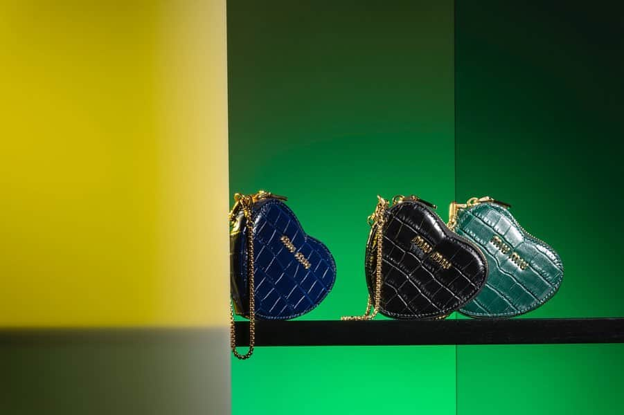 Miu Miuさんのインスタグラム写真 - (Miu MiuInstagram)「#MiuMiu presents a luxurious selection of new croco-printed leather bags. Discover more online.」8月16日 1時01分 - miumiu