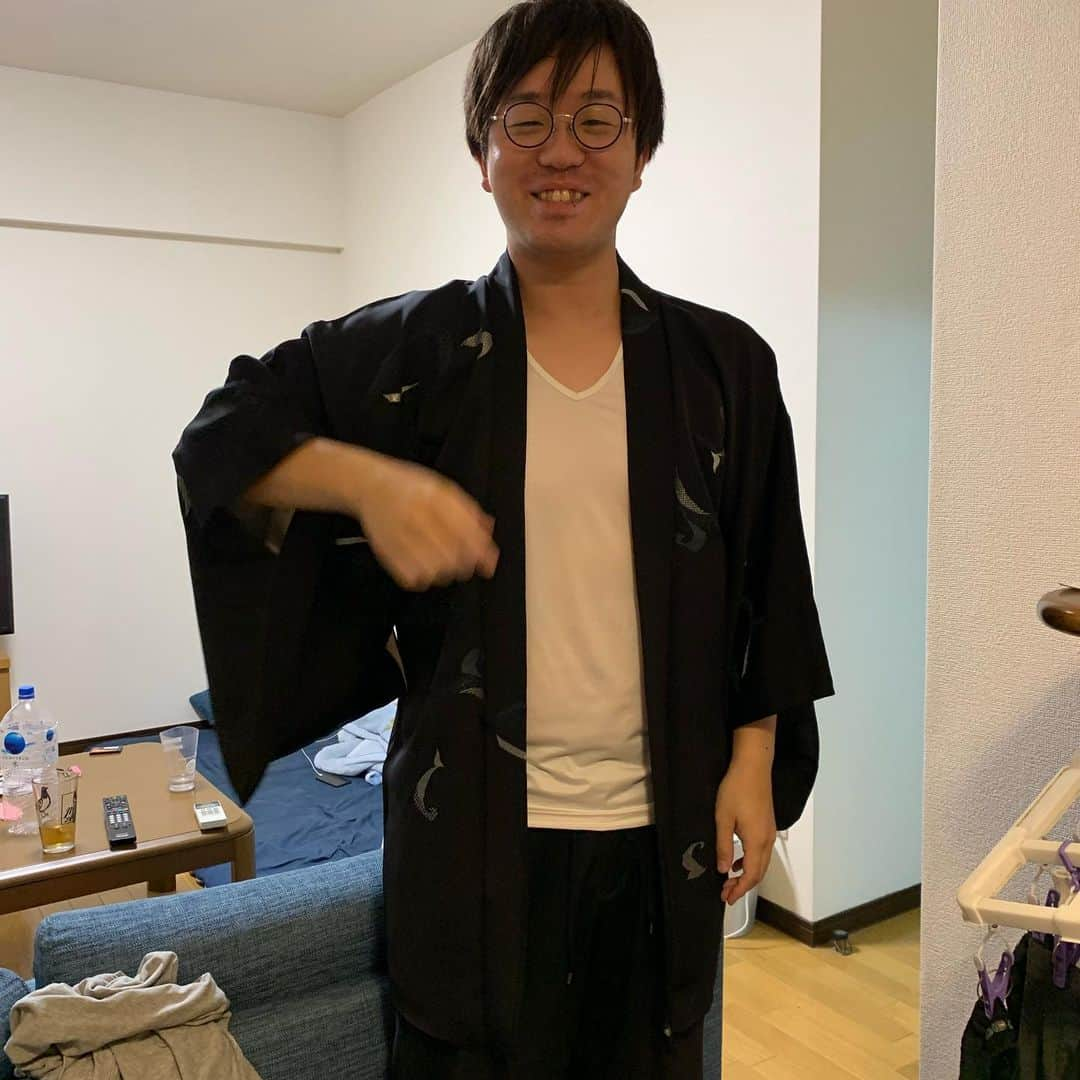 平井まさあきさんのインスタグラム写真 - (平井まさあきInstagram)「ZAZYが私服で買った和服ジャケット  和しゃれ  ひわちゃんを添えて」8月16日 1時38分 - hirai.swing