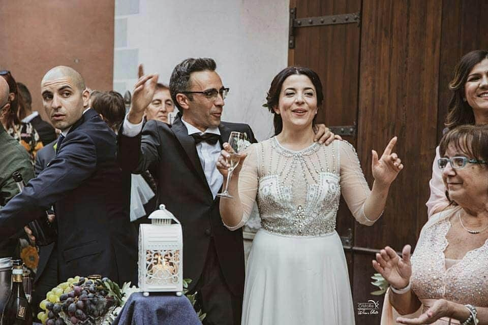 ジェニーパッカムさんのインスタグラム写真 - (ジェニーパッカムInstagram)「Congratulations to our beautiful #jennypackhambride @verolola5. Veronica wore the crystal embellished Serenity gown for her Italian wedding. Photographed by Videografica Cristo Re #thewhitecarpet #serenity」8月16日 1時35分 - jennypackham