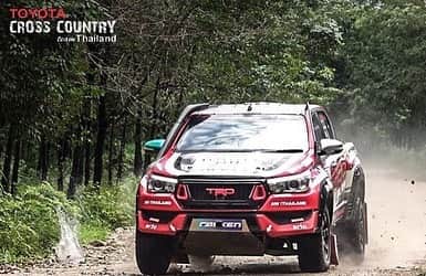 Toyota team thailandさんのインスタグラム写真 - (Toyota team thailandInstagram)「TOYOTA Cross Country team Thailand  วันนี้แข่ง SS5 ระยะทาง 75 กม. เข้าสู่เส้นทางประเทศพม่า เป็นกำลังใจให้ TOYOTA Cross Country team Thailand x Hilux Revo 2 คัน ลงแข่งแรลลี่รายการใหญ่ Asia Cross Country Rally 2019 เส้นทางไทย-พม่า กว่า 2,300 กม. (พัทยา-นครนายก-กำแพงเพชร-แม่สอด-พะอาน-เนปิดอว์) วันที่ 10-16 สิงหาคมนี้ Car No.105: มานะ พรศิริเชิด // กิตติศักดิ์ กลิ่นจันทร์ Car No.111: จรัส แจ้งกมลกุลชัย // ชูพงศ์ ไชยวรรณ โดยมีรถเข้าร่วมรายการทั้งหมด 34 คัน จากทีมแข่ง 8 สัญชาติ #อยากเห็นคนไทยหัวใจมอเตอร์สปอร์ต #TeamWork #TOYOTAteamThailand #CheerThai #ThaiPride #ไม่เชียร์ไทยแล้วจะเชียร์ใคร #แข่งรถ #นักแข่ง #ทีมคนไทย #Car #RaceCar #Racing #Revo #CrossCountry #Rally」8月16日 1時35分 - toyotagazooracingteamthailand