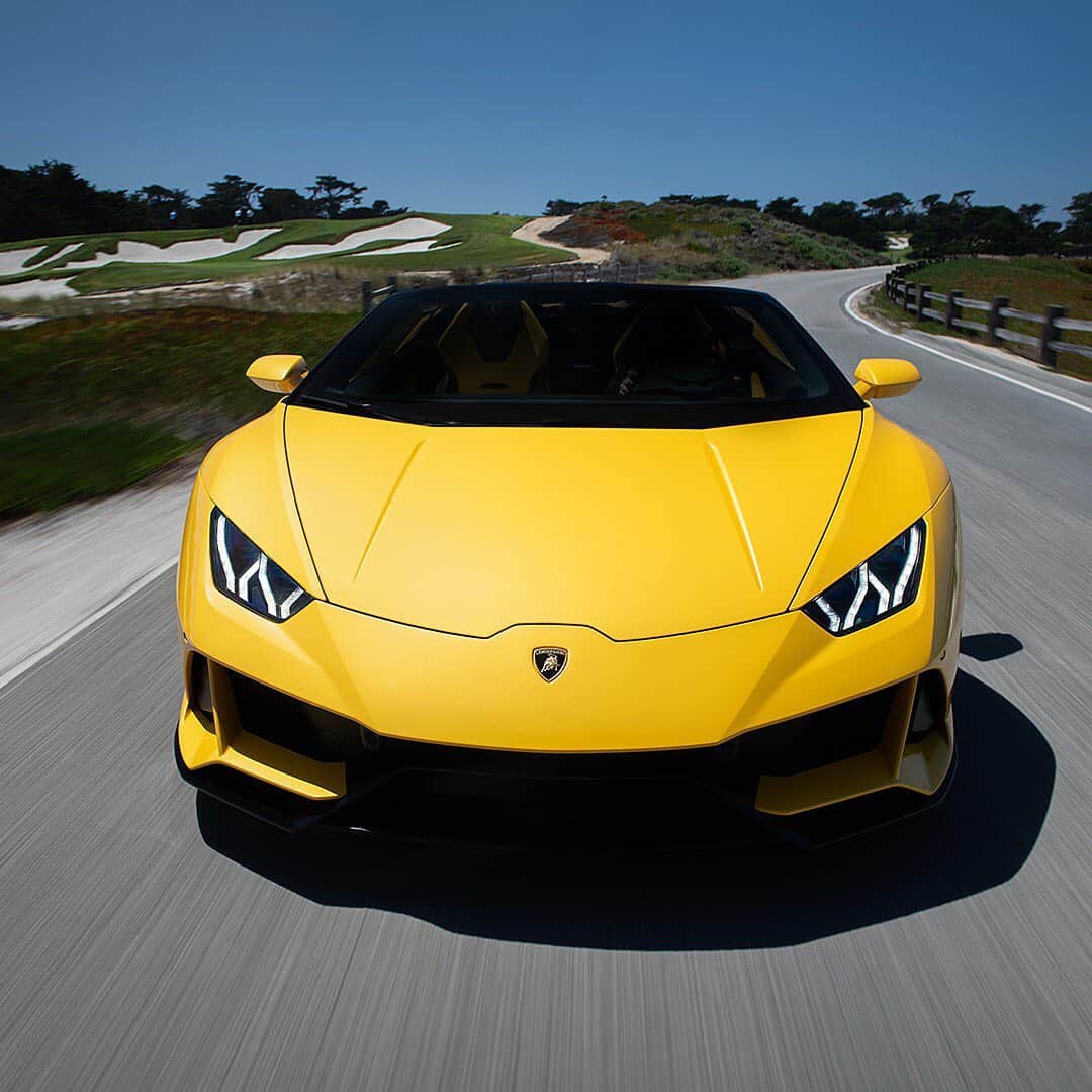 ランボルギーニのインスタグラム：「Running through Monterey Car Week with style and performance.  Our Lamborghini Huracán EVO Spyder tested the California roads, ready to own them.  #MontereyCarWeek #Lamborghini #HuracanEVOSpyder」