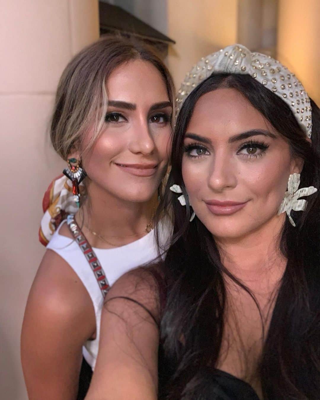 Ana Brenda Contrerasのインスタグラム：「Hey soul sister ✨ @danielamelhem」