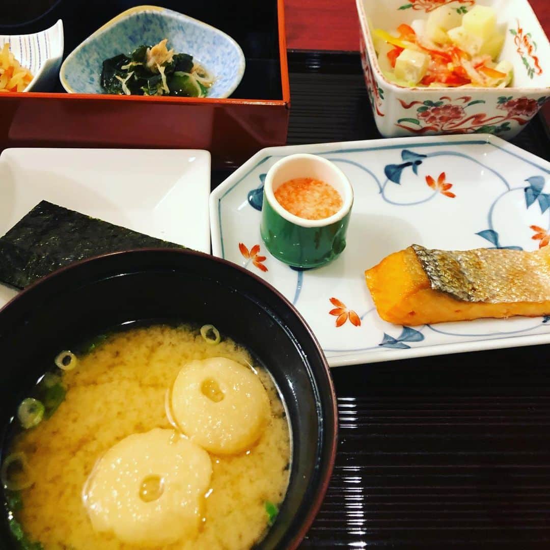金村義明さんのインスタグラム写真 - (金村義明Instagram)「#和朝食#ずっと御菜一緒やなぁ」8月16日 8時22分 - yoshiaki_kanemura