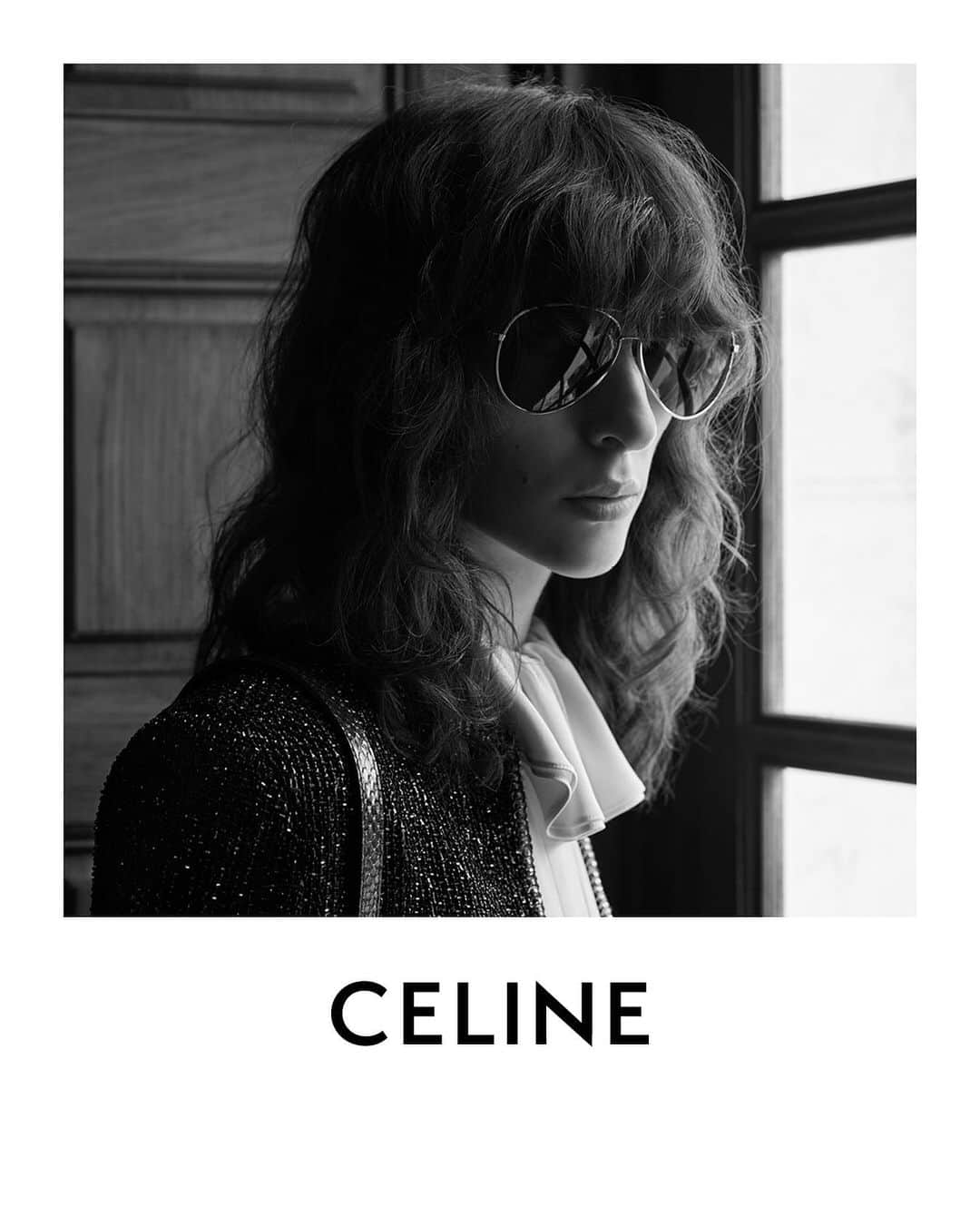 Celineさんのインスタグラム写真 - (CelineInstagram)「THE 16 COLLECTION CELINE WOMEN WINTER 19 KARO PHOTOGRAPHED IN MARCH 2019  AVAILABLE IN STORE AND CELINE.COM AUGUST 19TH ⠀⠀⠀⠀⠀⠀ #CELINEBYHEDISLIMANE」8月16日 3時20分 - celine