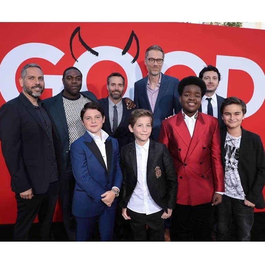 ジェイコブ・トレンブレイさんのインスタグラム写真 - (ジェイコブ・トレンブレイInstagram)「The boys are back in town! 😈 #AboutLastNight #GoodBoysMovie LA premiere」8月16日 4時43分 - jacobtremblay