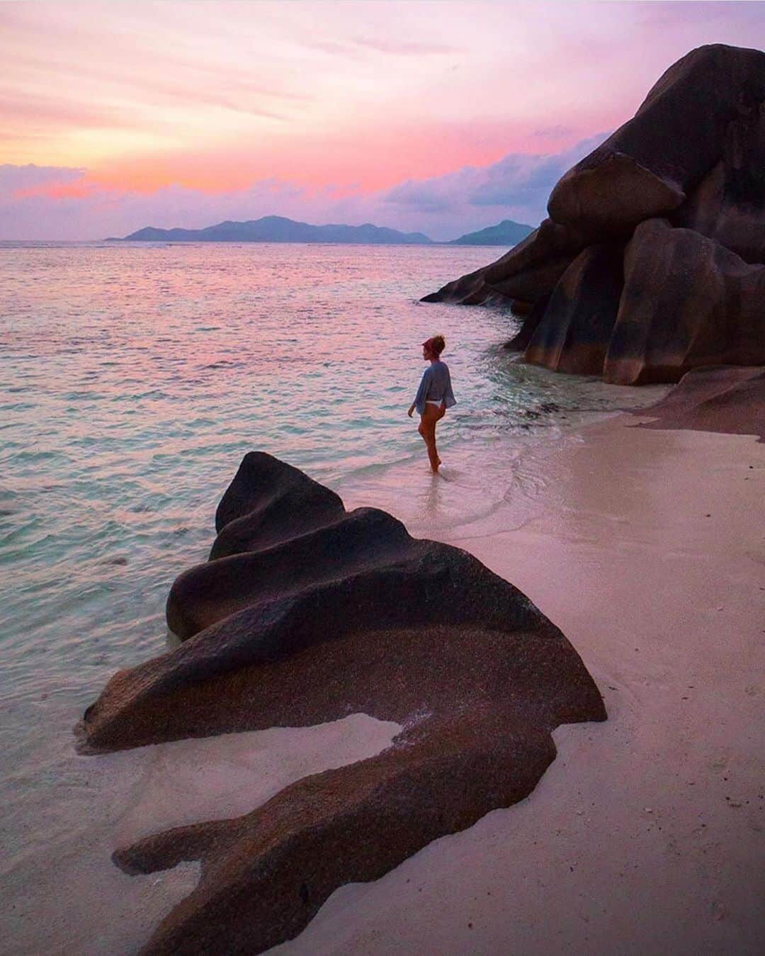 Wonderful Placesさんのインスタグラム写真 - (Wonderful PlacesInstagram)「Seychelles ✨😍😍😍✨ . Pictures by ✨✨@emmett_sparling✨✨ #wonderful_places for a feature ❤️」8月16日 5時33分 - wonderful_places