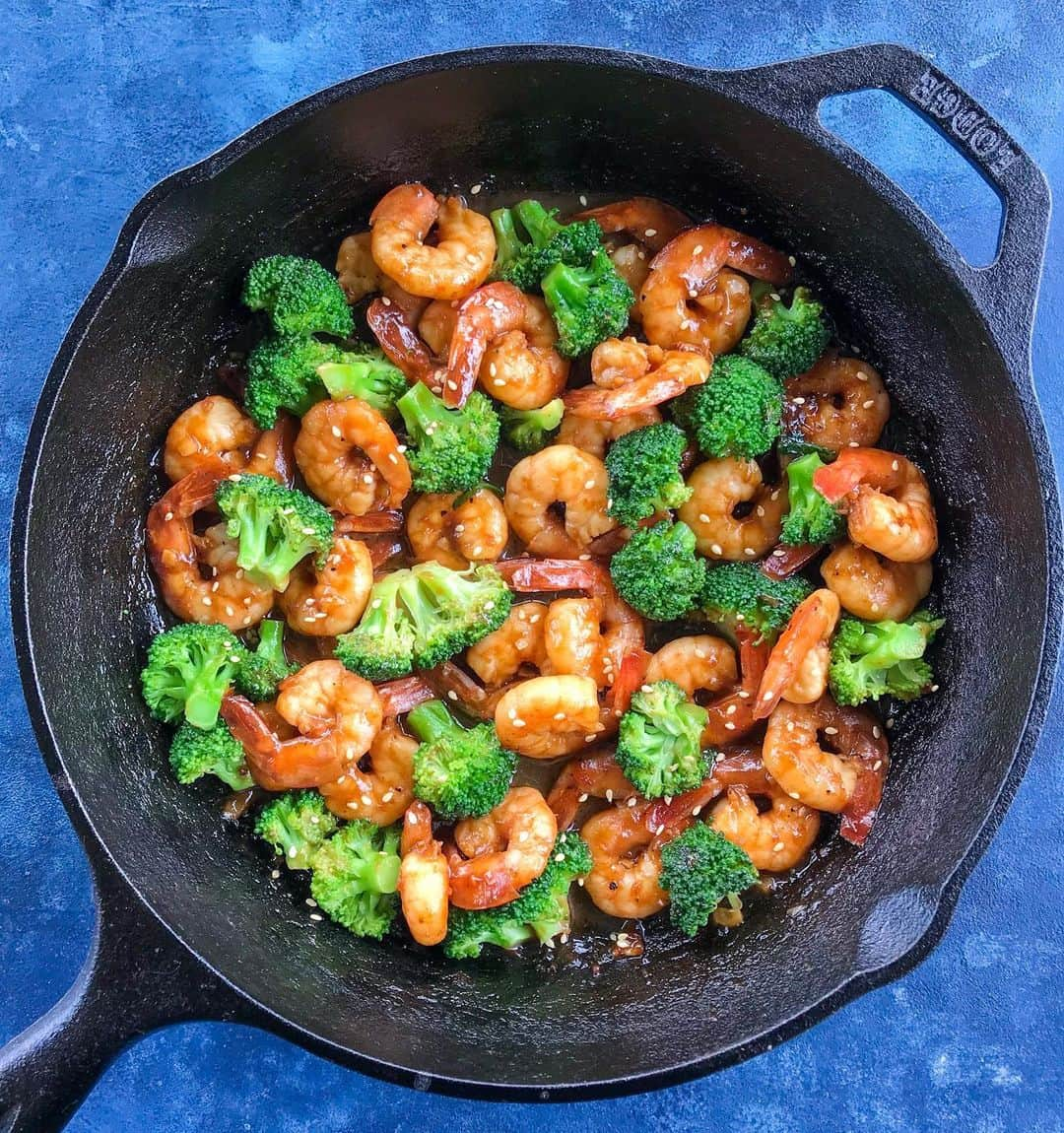 Easy Recipesさんのインスタグラム写真 - (Easy RecipesInstagram)「Teriyaki Shrimp, a quick and easy meal idea! Grab the full recipe link from my bio.  https://www.cookinwithmima.com」8月16日 5時44分 - cookinwithmima