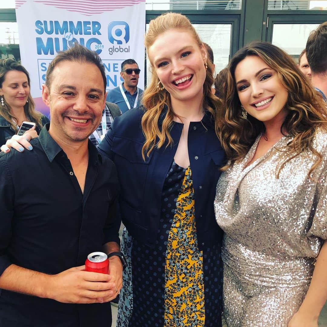 ケリー・ブルックさんのインスタグラム写真 - (ケリー・ブルックInstagram)「What a Lovely Evening Hosting our @thisisheart Sundowner 🌅🍸 with @jkjasonking @freyaridings you were Perfection 💫 What a Talent 🏰」8月16日 5時56分 - iamkb