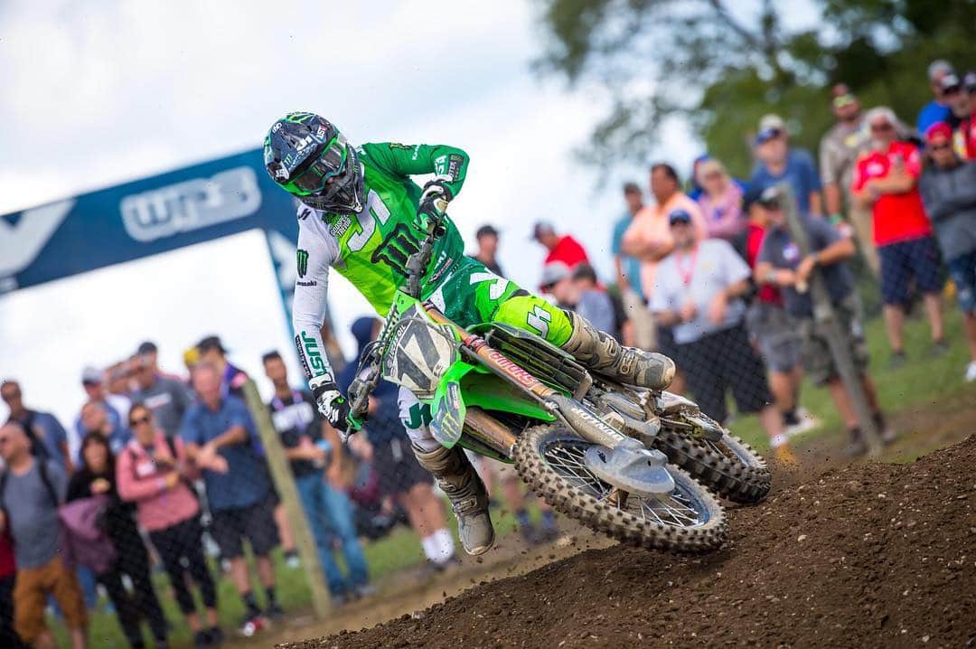 Racer X Onlineさんのインスタグラム写真 - (Racer X OnlineInstagram)「Monster Energy Kawasaki’s Joey Savatgy announced on Instagram today that he will miss round 11 of Lucas Oil AMA Pro Motocross at Budds Creek this Saturday, as he and his wife, Megan, are expecting the birth of their first child this weekend. | 🔗 in bio. (Photo: @shepherdphotos)」8月16日 6時01分 - racerxonline