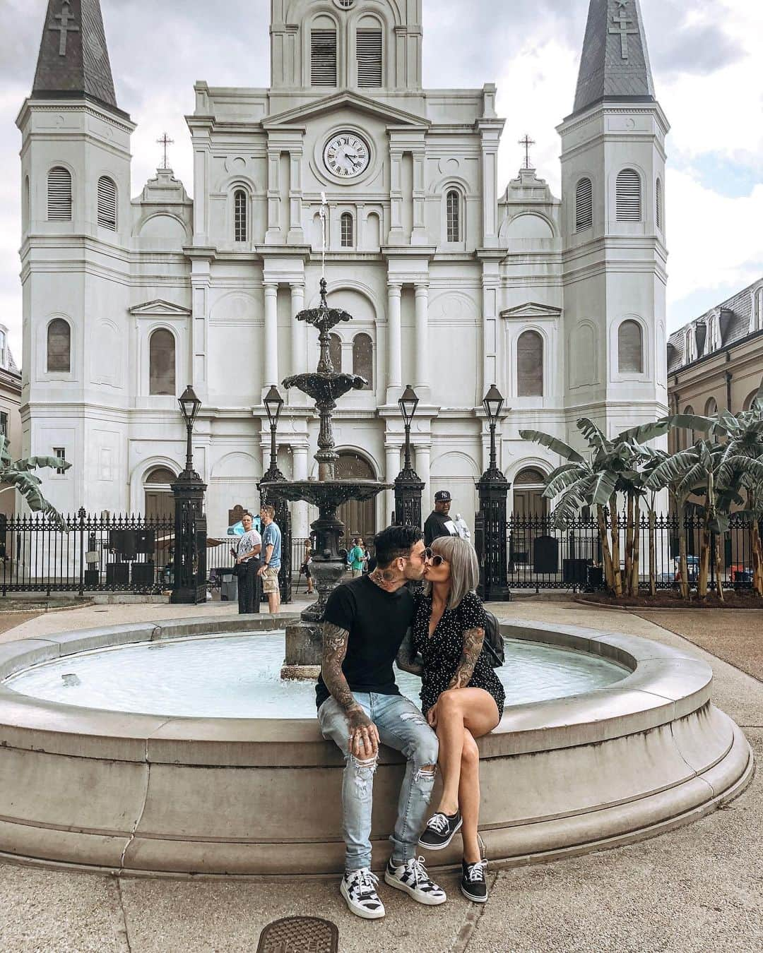 ジャック・ファウラーさんのインスタグラム写真 - (ジャック・ファウラーInstagram)「Today I felt something so surreal, I brought my best friend in the entire world, to her favorite place ever, and asked her to marry me. Thanks for letting me be me, Thanks for being my rock, Thanks for all you do. Love you always, let’s do the damn thing! ❤️ 🔥💍 @lonugget」8月16日 6時01分 - jacksws