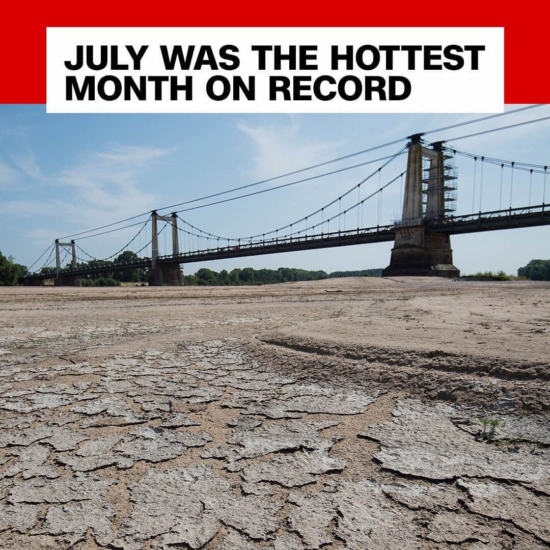 CNNさんのインスタグラム写真 - (CNNInstagram)「Follow ➡️ @CNNclimate ➡️ ⁣Earth faced unprecedented heat in July, its hottest month on record, according to the National Oceanic and Atmospheric Administration.⁣ ▫️July's temperature across land and ocean surfaces worldwide was 1.71 degrees Fahrenheit above the 20th-century average of 60.4.⁣ ▫️ It was the highest for July since records began in 1880, besting the record set in 2016 by 0.05 degrees.⁣ ▫️Sea ice set a record low for July, appearing 19.8% below average, beating the record of July 2012, according to an analysis by the National Snow and Ice Data Center using data from NOAA and NASA.⁣ ⁣ (📸: Loic Venance/Getty Images)」8月16日 6時20分 - cnn