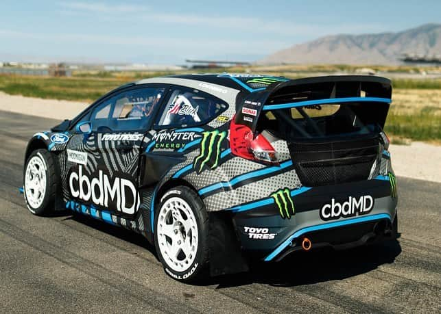 ケン・ブロックさんのインスタグラム写真 - (ケン・ブロックInstagram)「I’m racing Nitro World Games Rallycross event this weekend! I am part of a two-car @cbdMD.usa team with my buddy @Arpin00, so we’ve done a special, one-off cbdMD-themed livery for this event (mine is a bit of an alternate take on Steve’s livery). Steve and his Loenbro team have done a LOT of work to these Ford Fiestas in the off-season and they’re really dialed now. Really looking forward to racing this WILD track again designed by Travis Pastrana! #cbdMD #NitroWorldGames」8月16日 6時44分 - kblock43